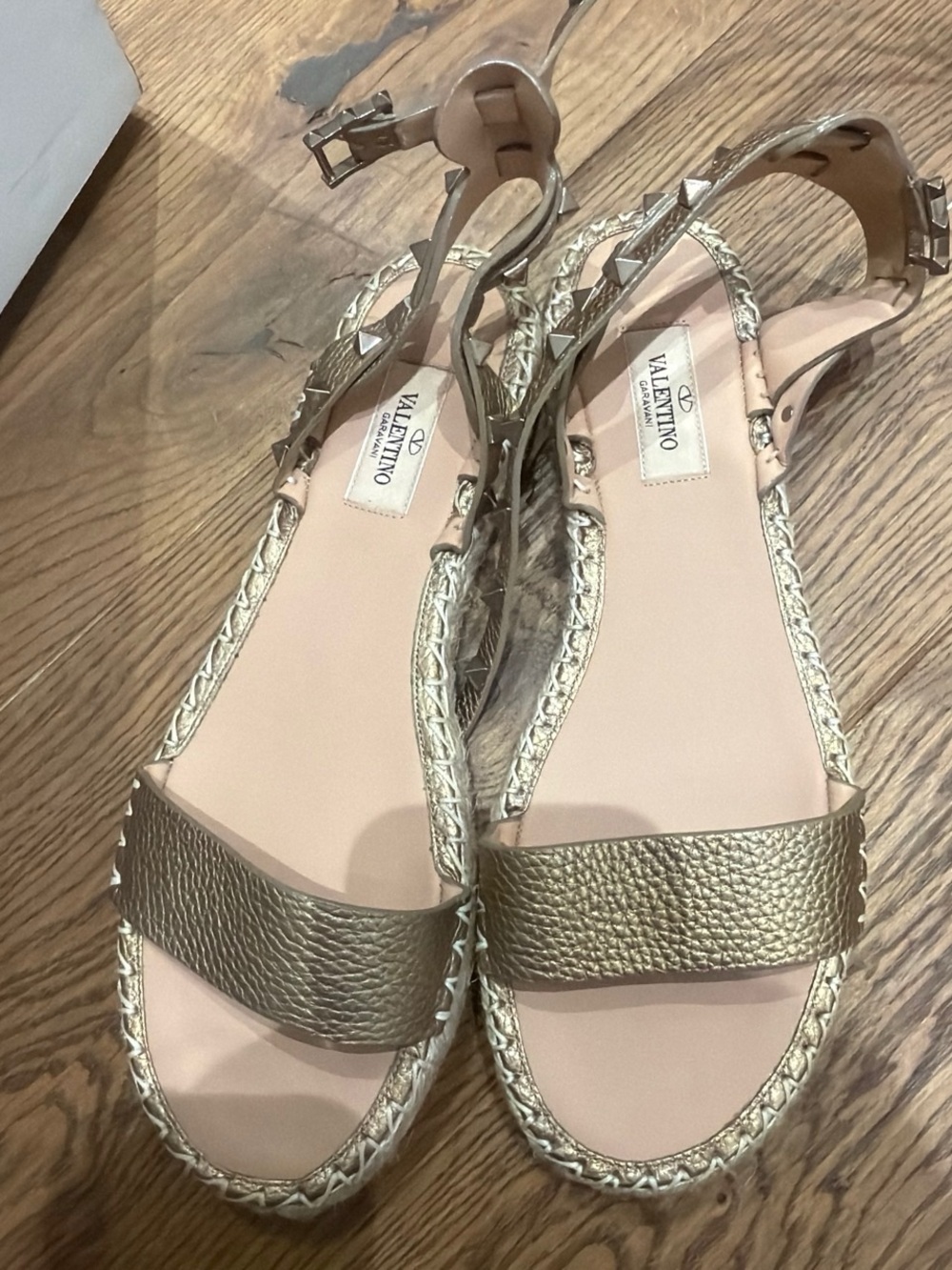 Accessories subcategory identification